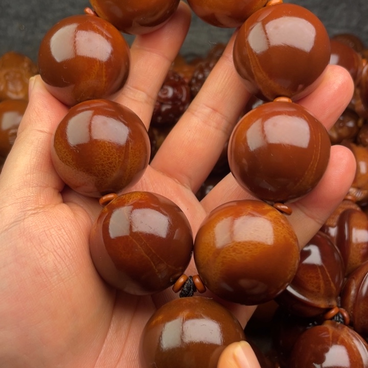 带***茶橄榄核吊坠橄榄核