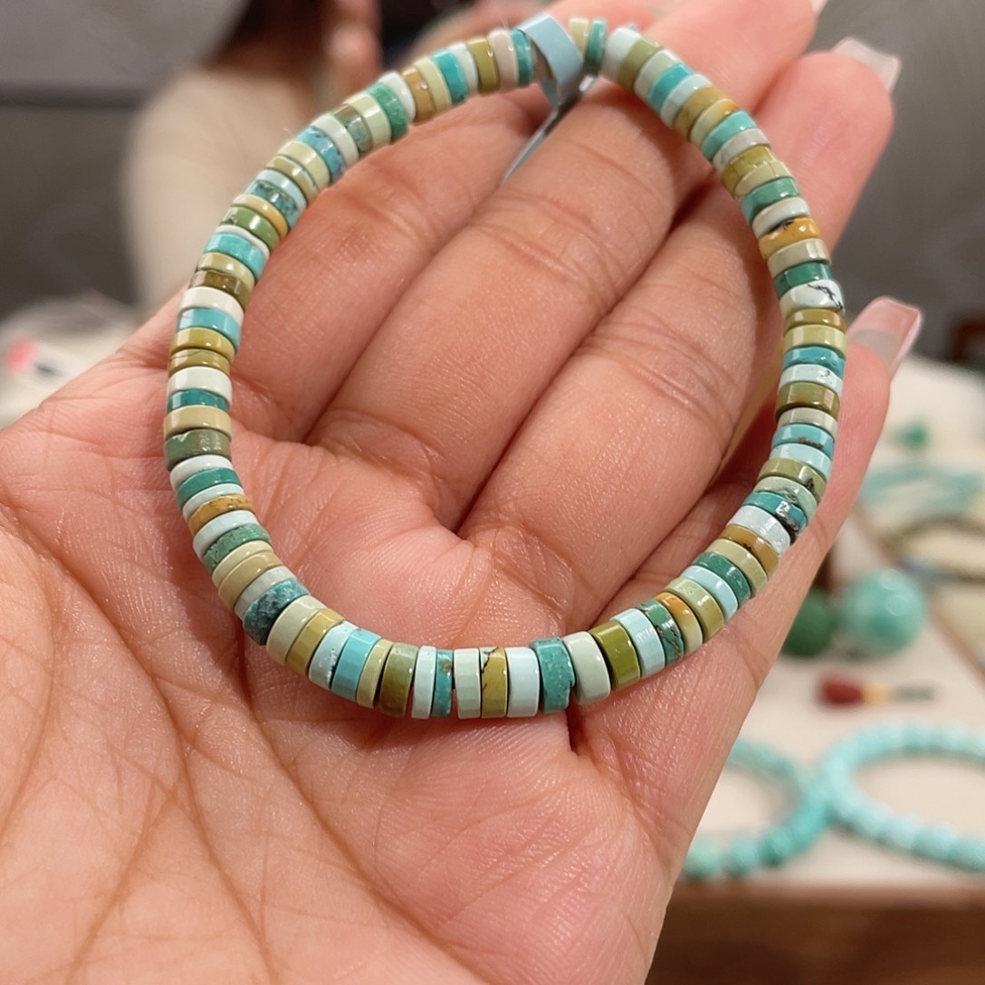 绿松石未镶嵌福利药片