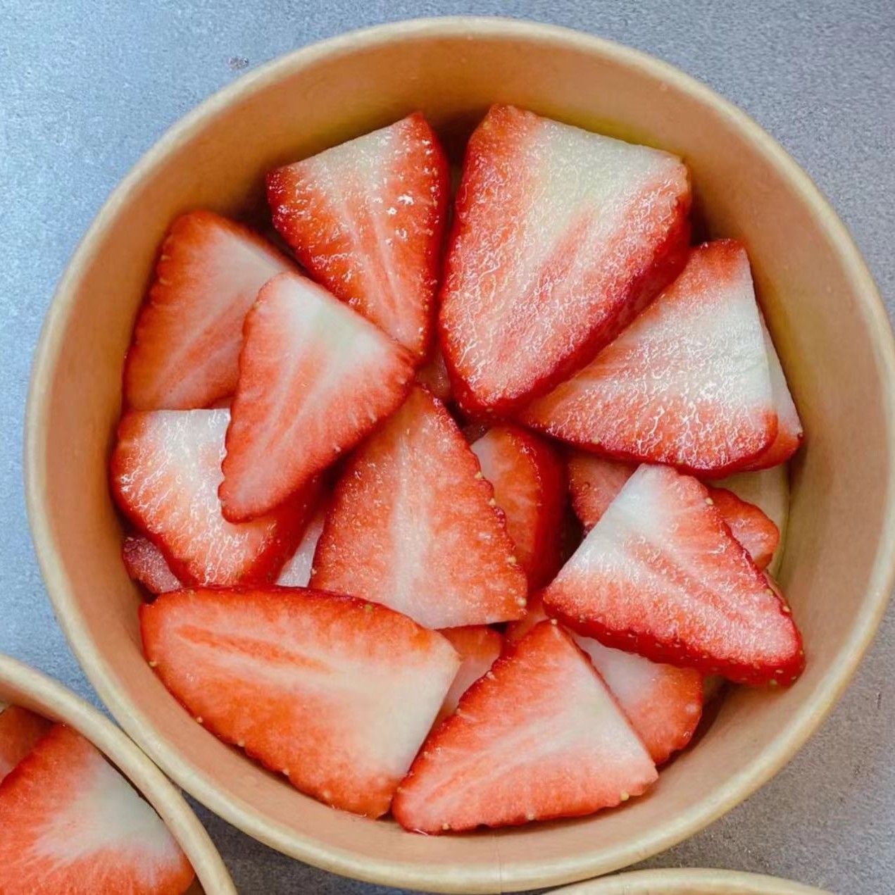 丹东九九草莓切盒约260克/盒