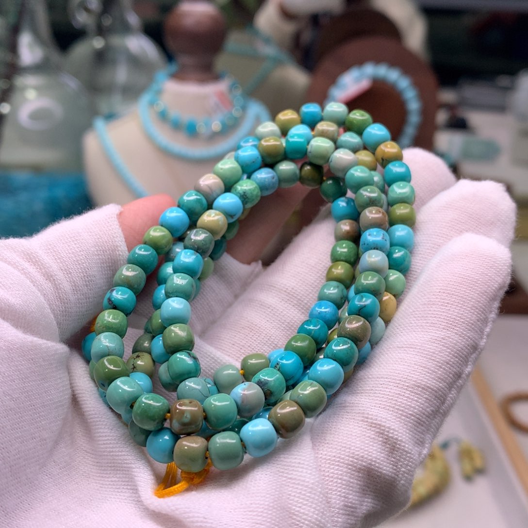 绿松石配饰未镶嵌