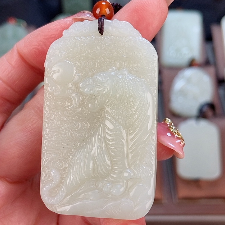 【闪购商品】和田玉颈饰未镶嵌