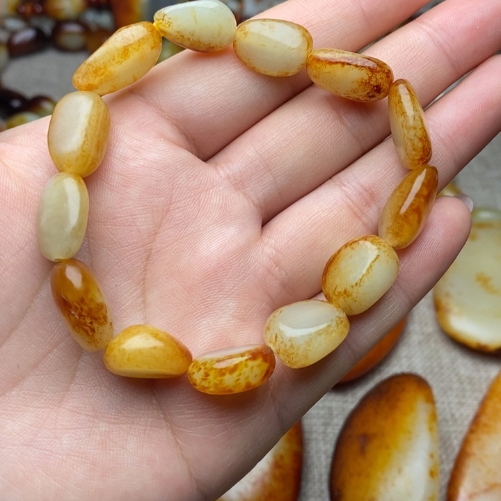 和田玉未镶嵌手链