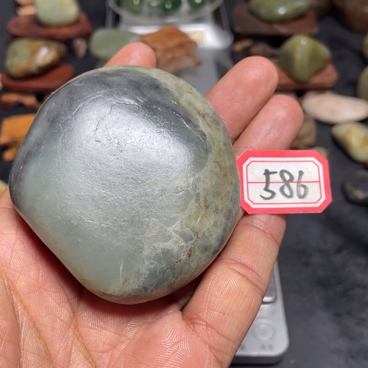 颈饰未镶嵌和田玉586