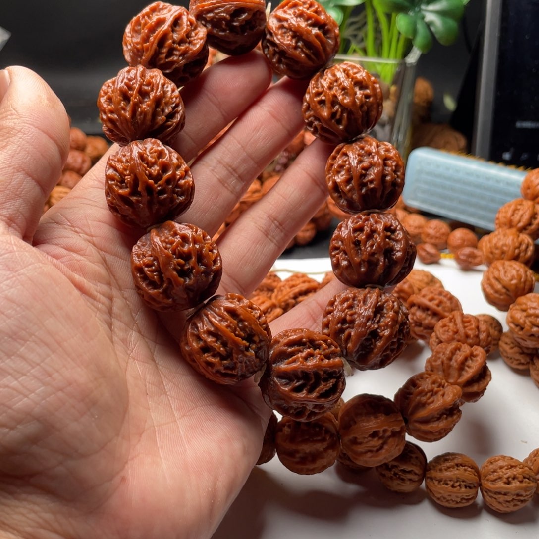 文玩核桃手串京八棱