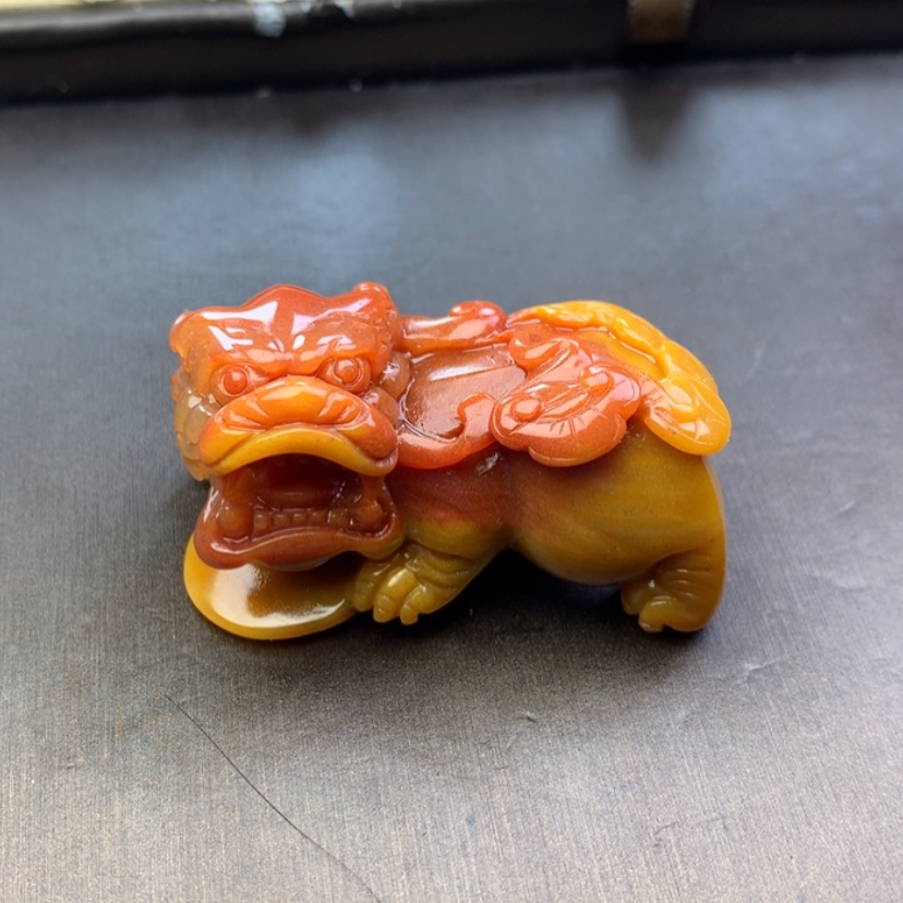 【闪购商品】未镶嵌石英质玉（黄龙玉）颈饰