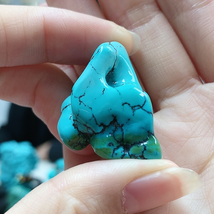 未镶嵌绿松石珠宝奇石