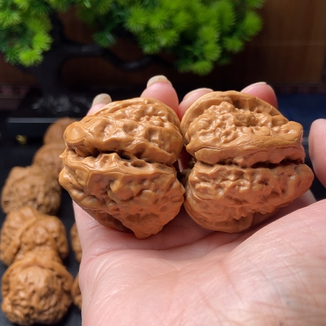 开***果把件文玩核桃蛤蟆头