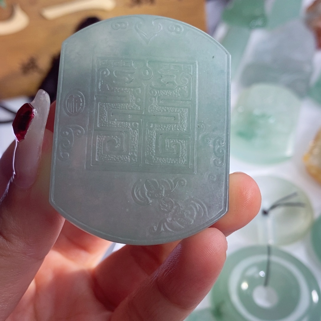 定制翡翠未镶嵌天然翡翠