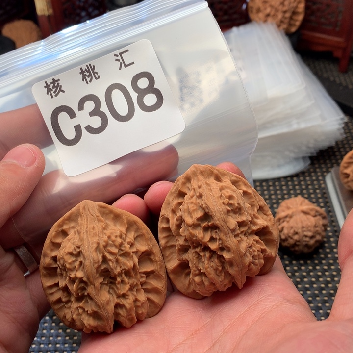 吊坠文玩核桃靠山王