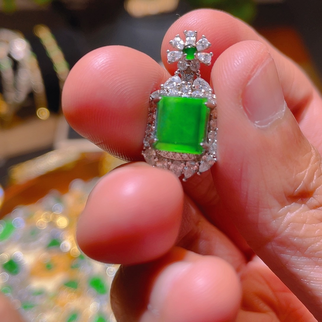 翡翠吊坠(不含链)银S925镶嵌