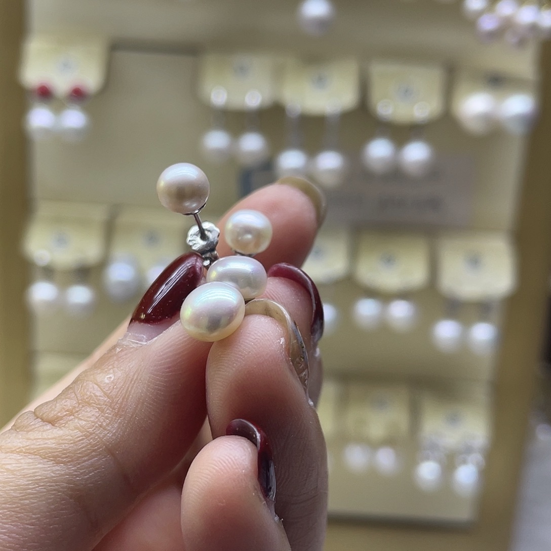 银S925镶嵌淡水珍珠耳饰