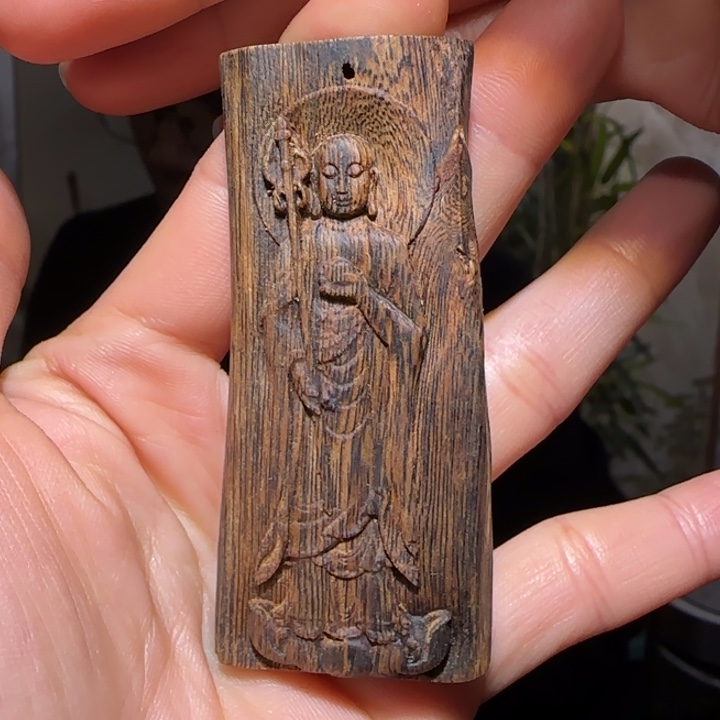 沉香吊坠白露吊坠21.3克