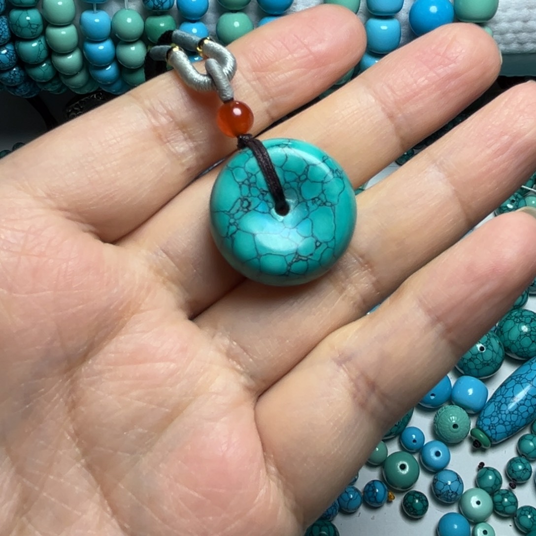 卡24+绿花平安扣脖挂