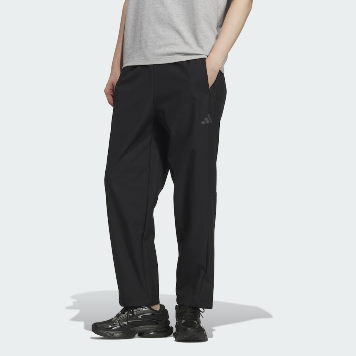 adidas/阿迪达斯男子加绒加厚梭织速干运动百搭黑色长裤 KR8299