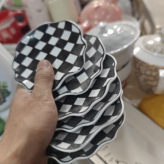 欧式，陶瓷餐具杯碗盘微瑕介意慎拍
