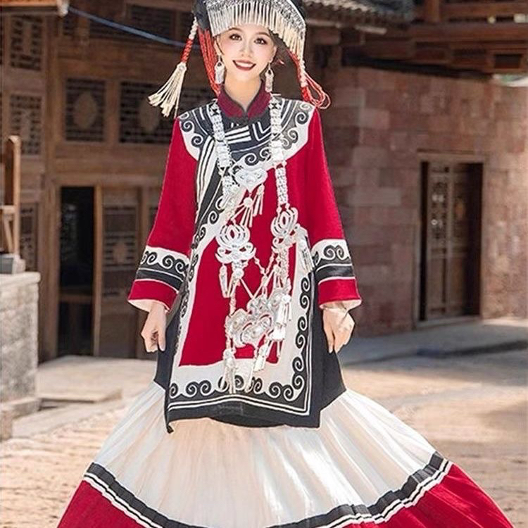 新款彝族民族服装少数民族苗族新款套装少女服饰摄影爆款写真旅拍