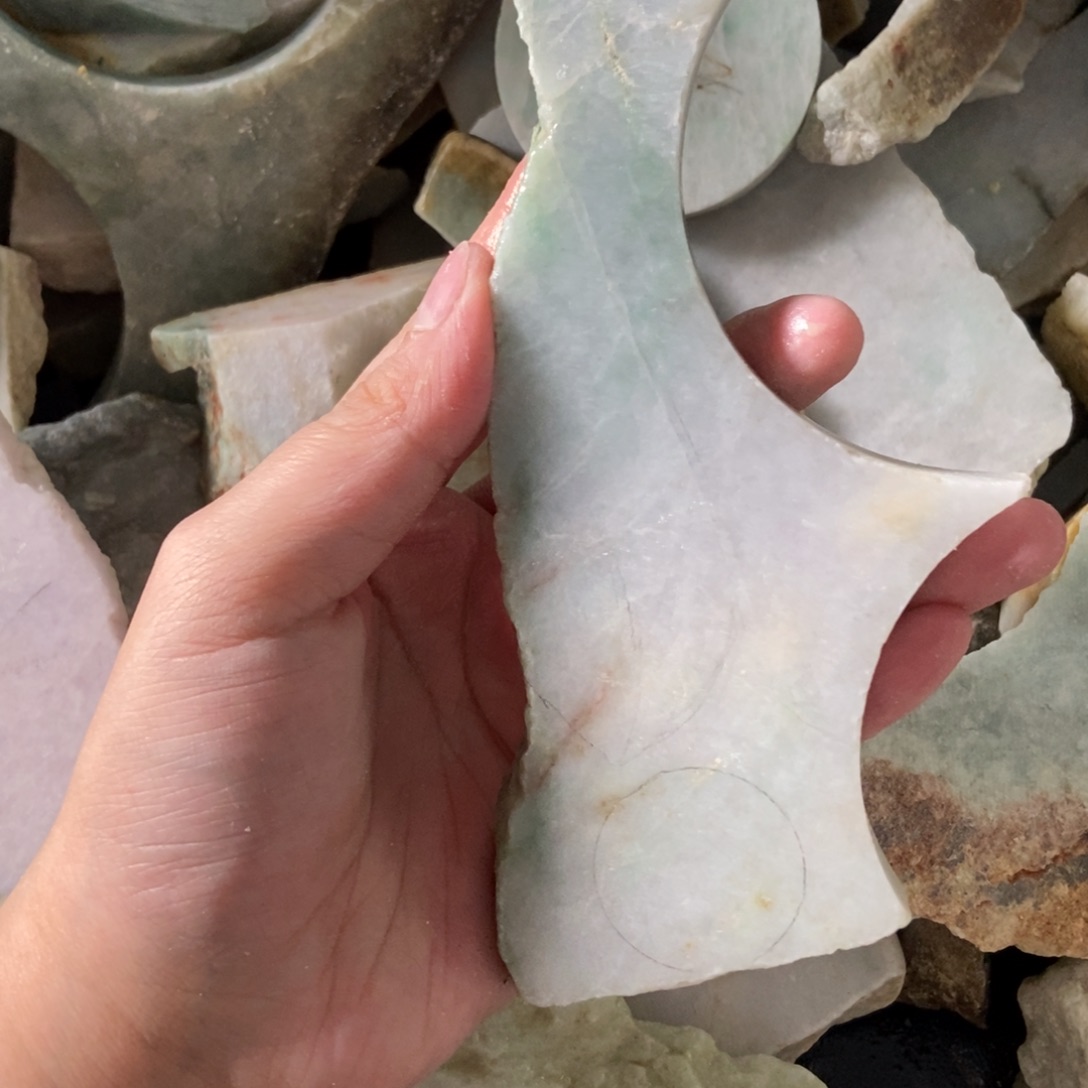 翡翠挂件未镶嵌天然翡翠