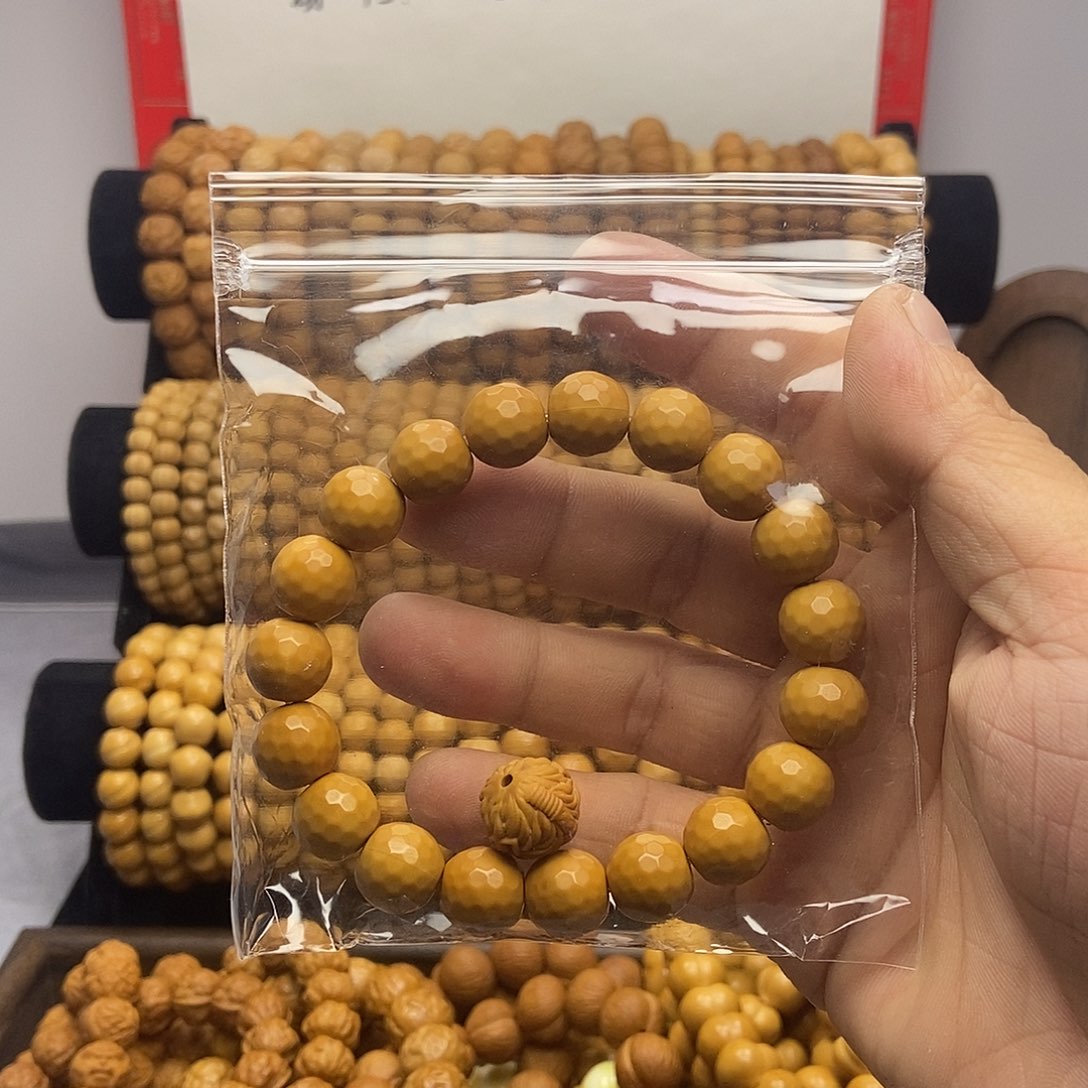 @***想手串猴头核桃微微瑕钻石面手串一条