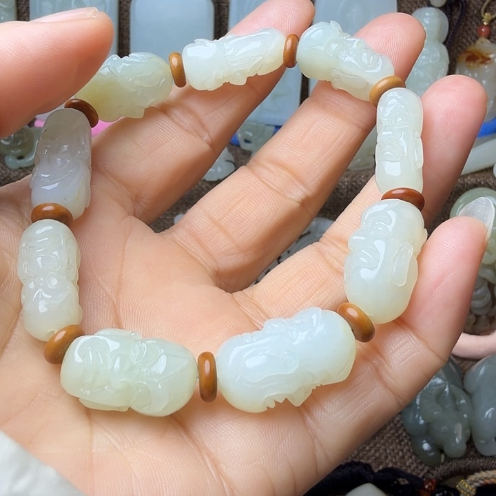 冰***淋和田玉（糖玉）未镶嵌挂件