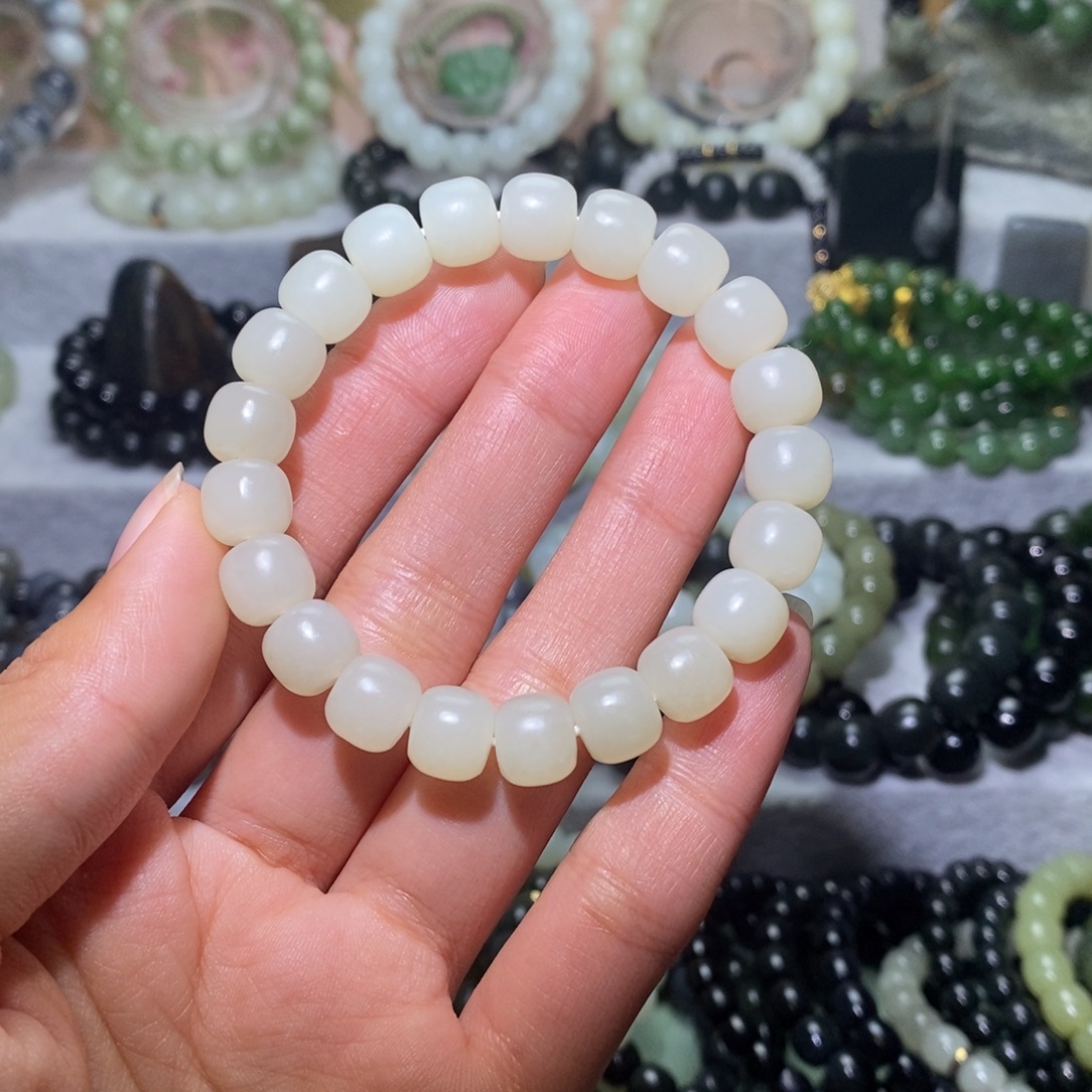 和田玉未镶嵌手链