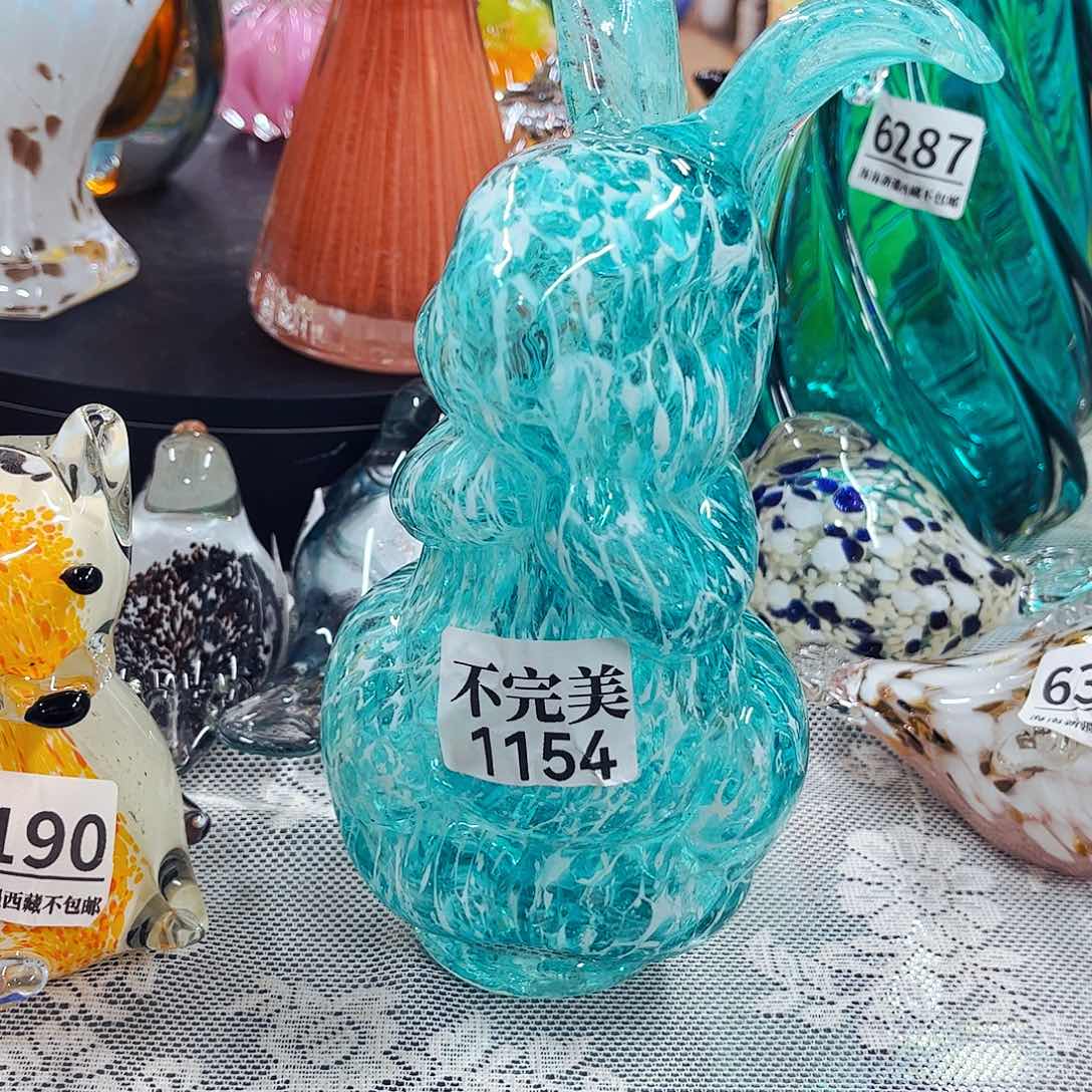 大兔子1154 家悦美居琉璃花瓶不完美