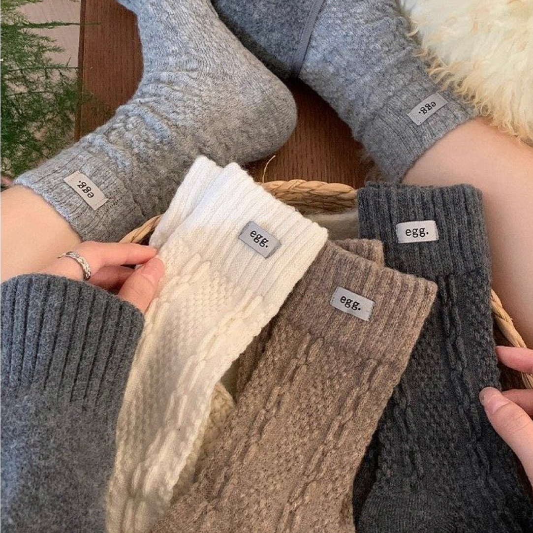 秋冬简约时尚百搭保暖舒适文艺风麻花中筒袜羊毛袜