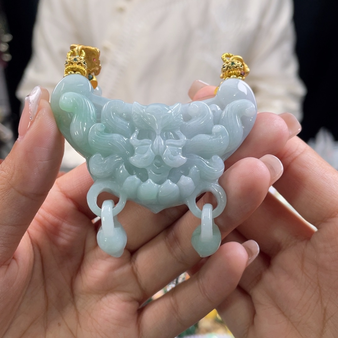 翡翠颈饰未镶嵌代编织