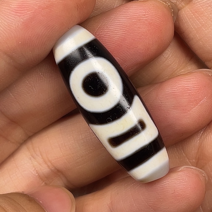 亢***悔玛瑙/玉髓未镶嵌颈饰