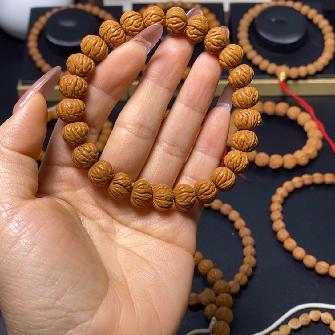 你***好桃核吊坠秦岭文玩