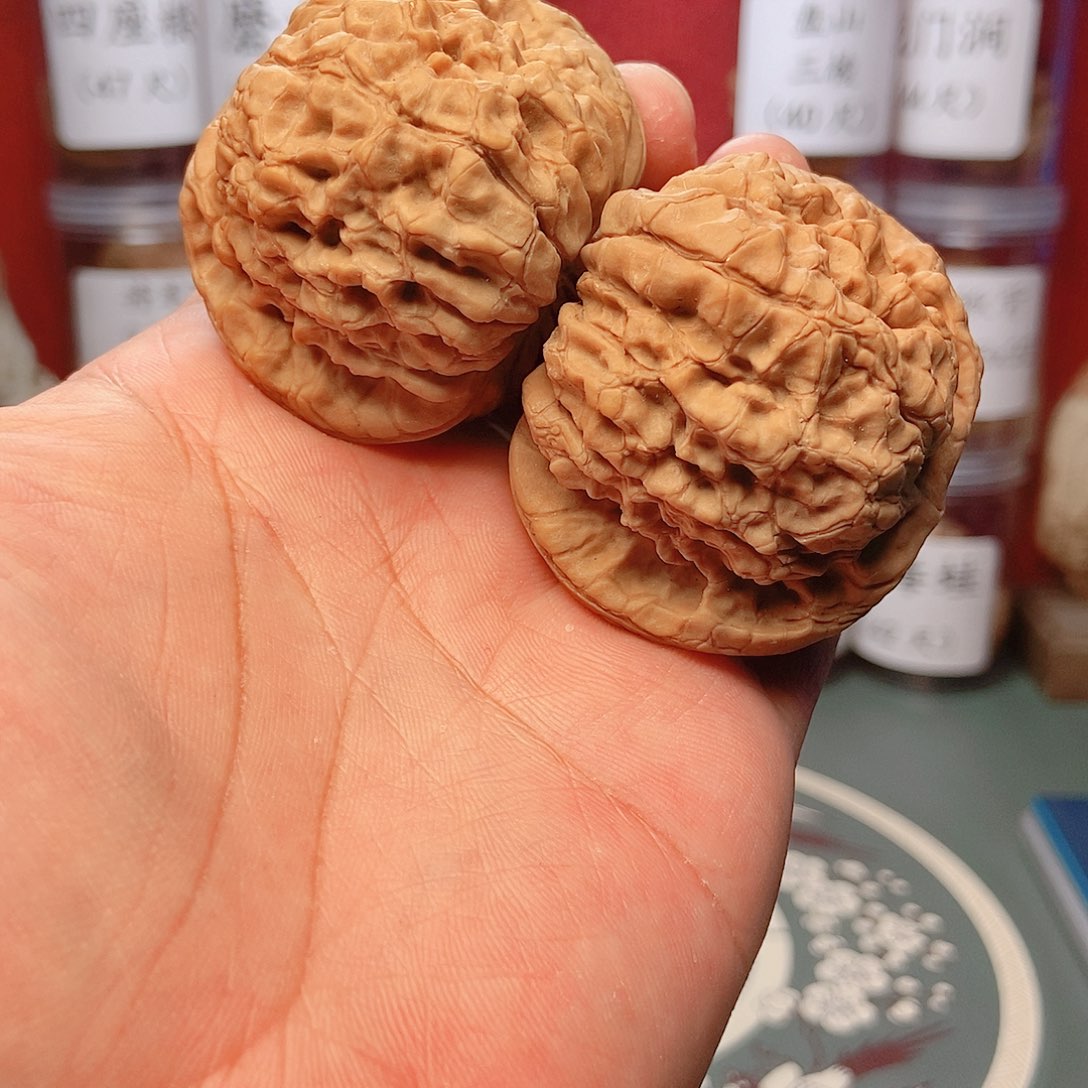 文玩核桃把件积**山龙鼎52