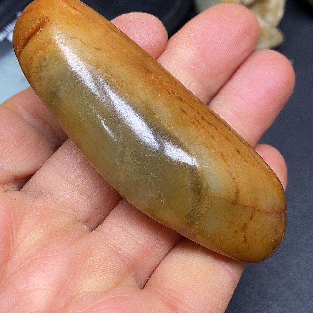 和田玉未镶嵌珠宝奇石