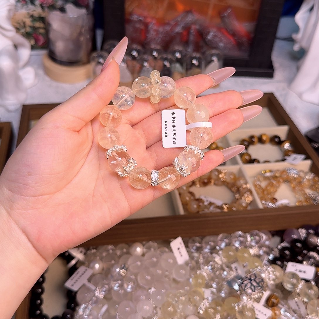 水晶手链未镶嵌黄啊赛