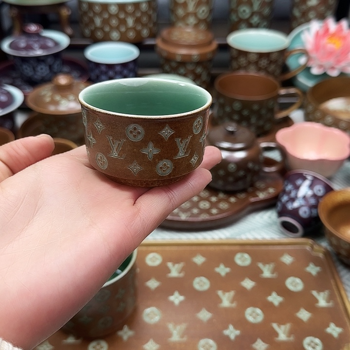 w***.龙泉清楚手工制作工艺青瓷杯