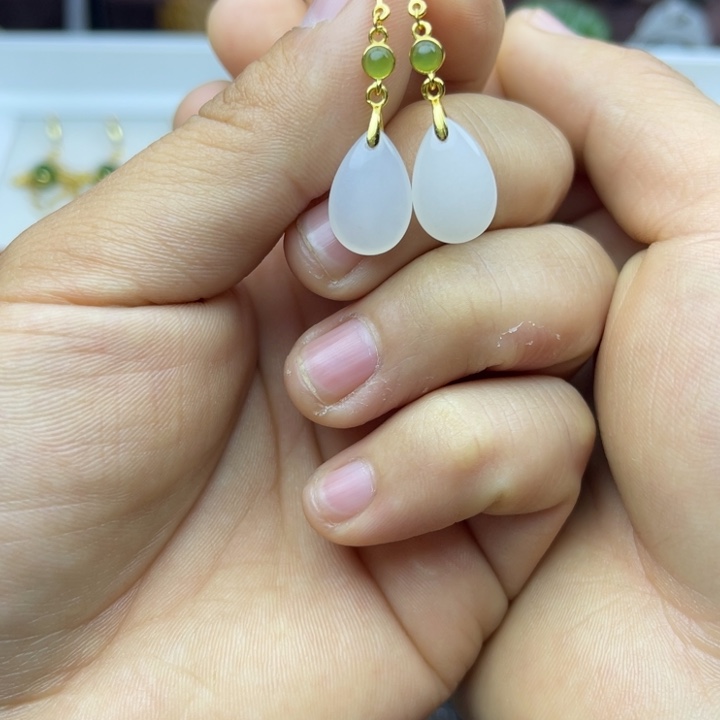 和田玉耳饰银S925镀金镶嵌