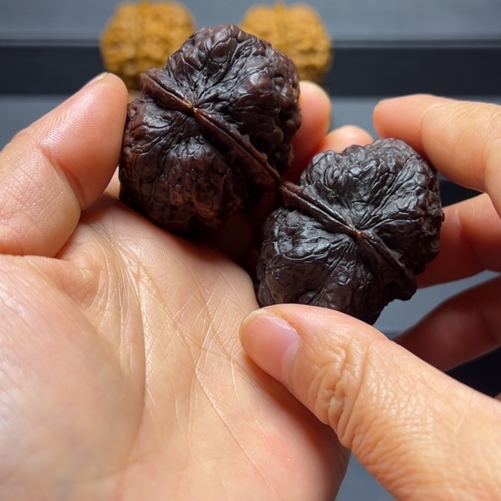 文玩核桃吊坠L九五44