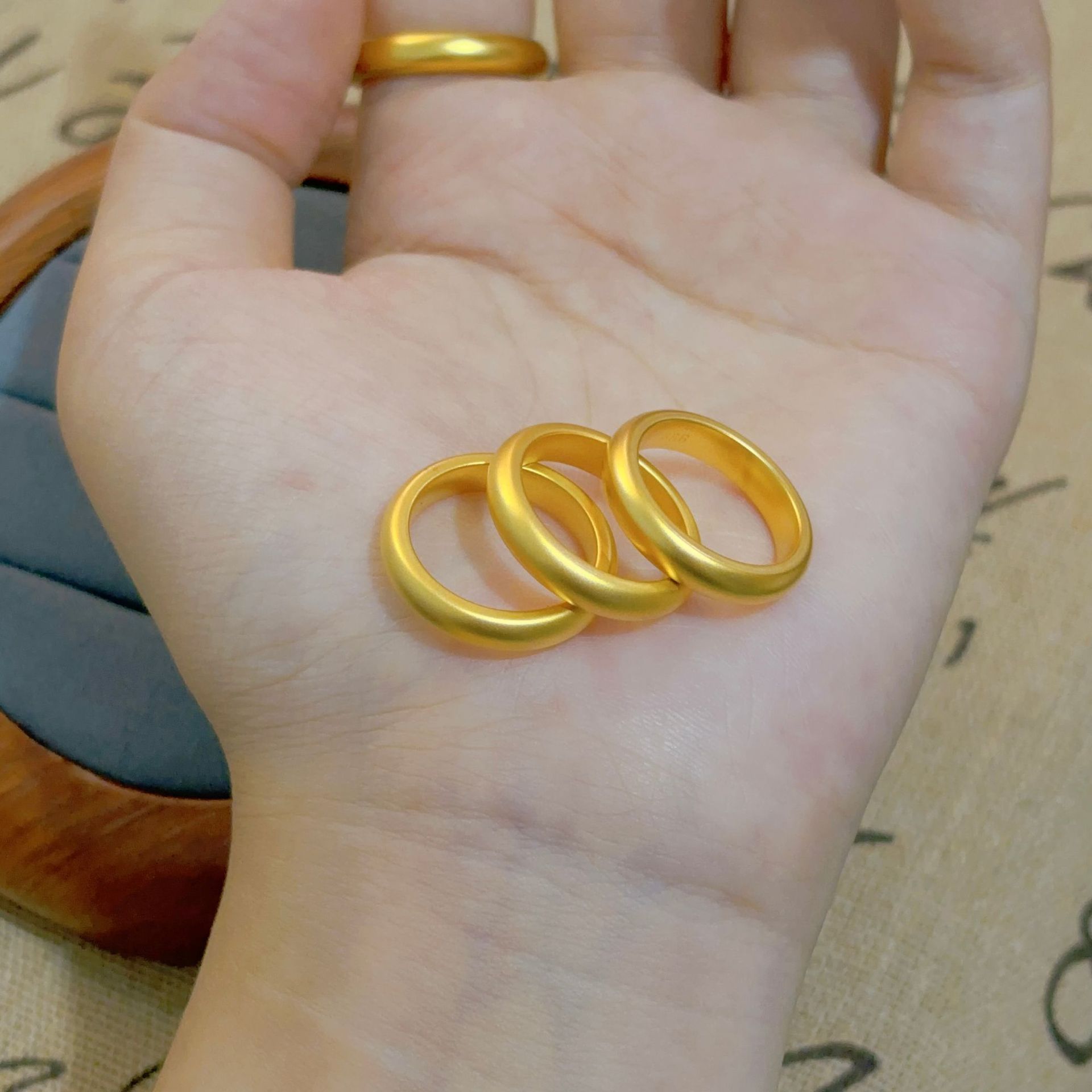 铜合金戒指 【卡4mm哑光面闭口素戒】情侣时尚戒指素款