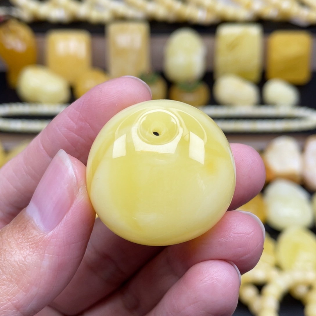 且****琥珀未镶嵌裸石琥珀蜜蜡