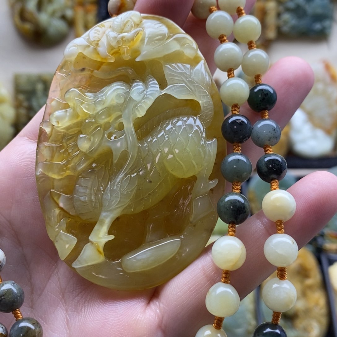 【闪购商品】岫玉颈饰未镶嵌麒麟