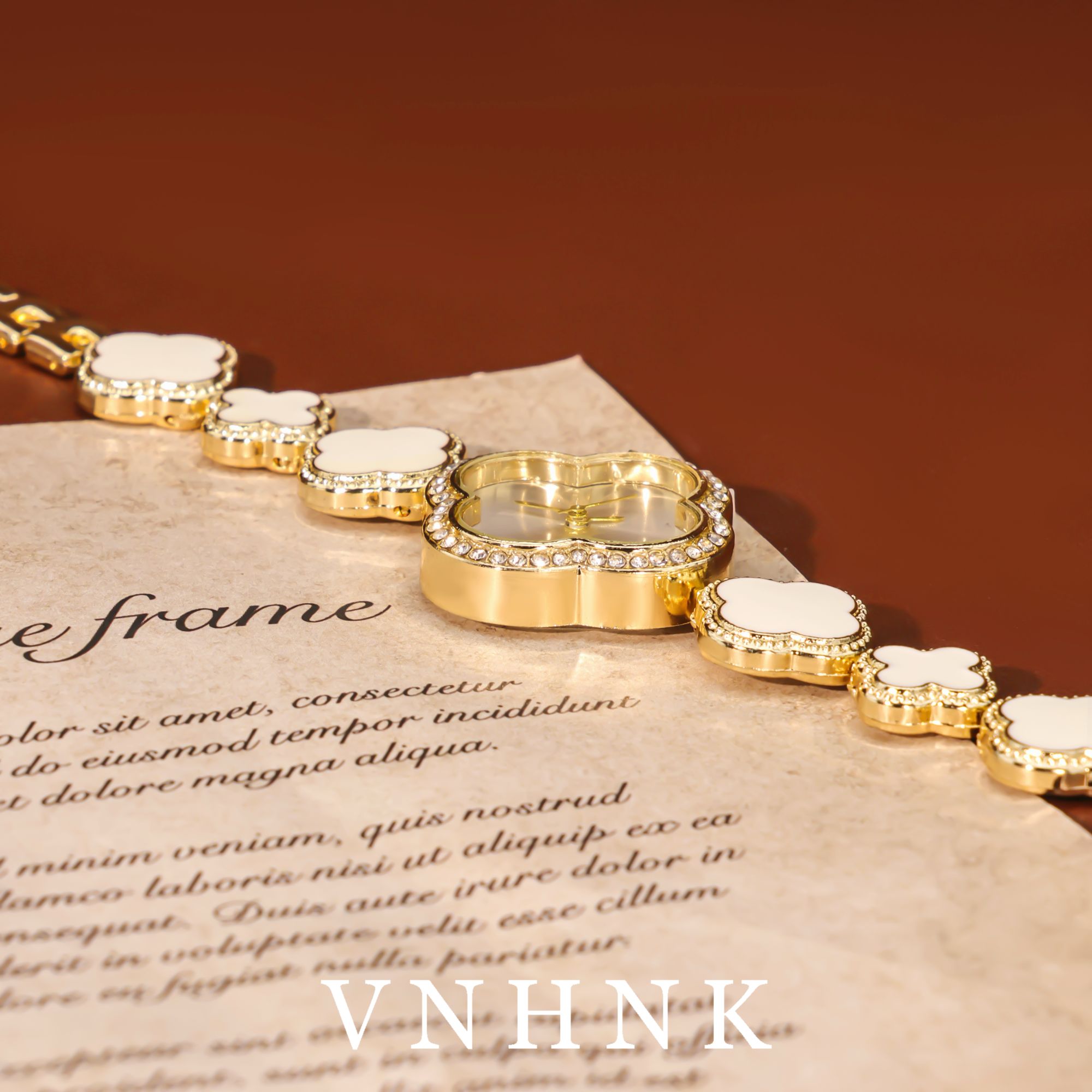 美可儿   H622   金色（22cm)时尚简约手表