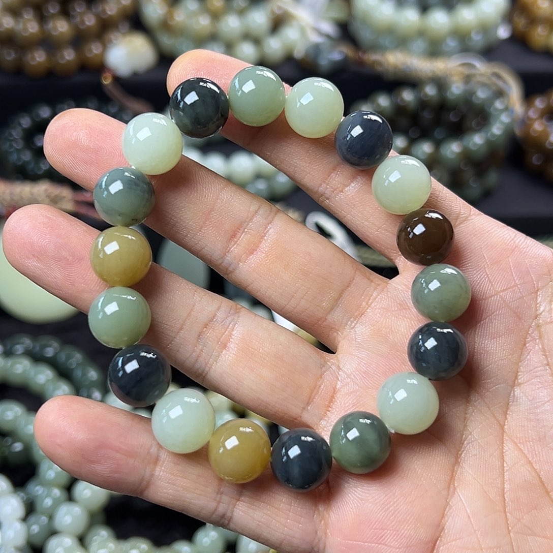 和田玉手链未镶嵌青花多宝卡12圆珠 油润细腻