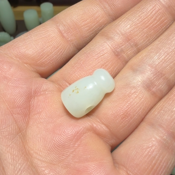 和田玉未镶嵌吊坠(不含链)