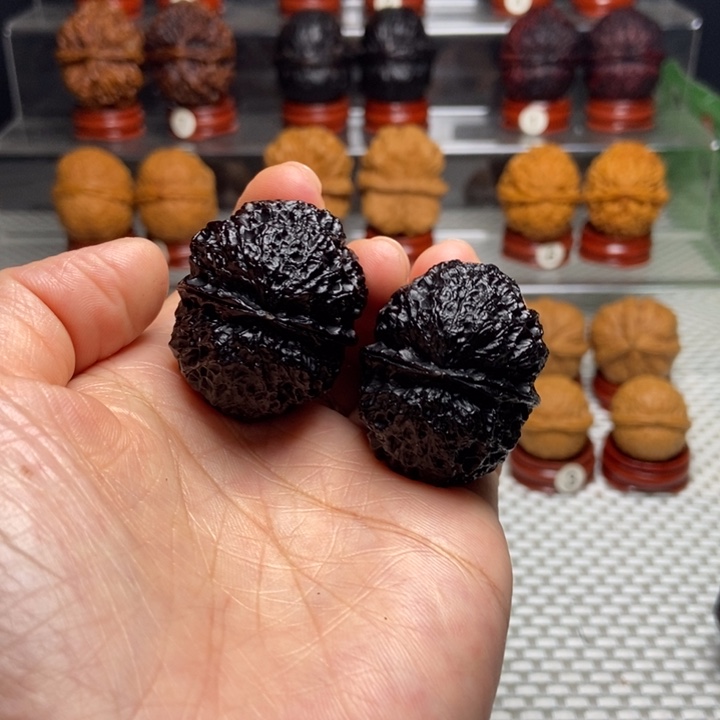 把件文玩核桃27丹霞地闷