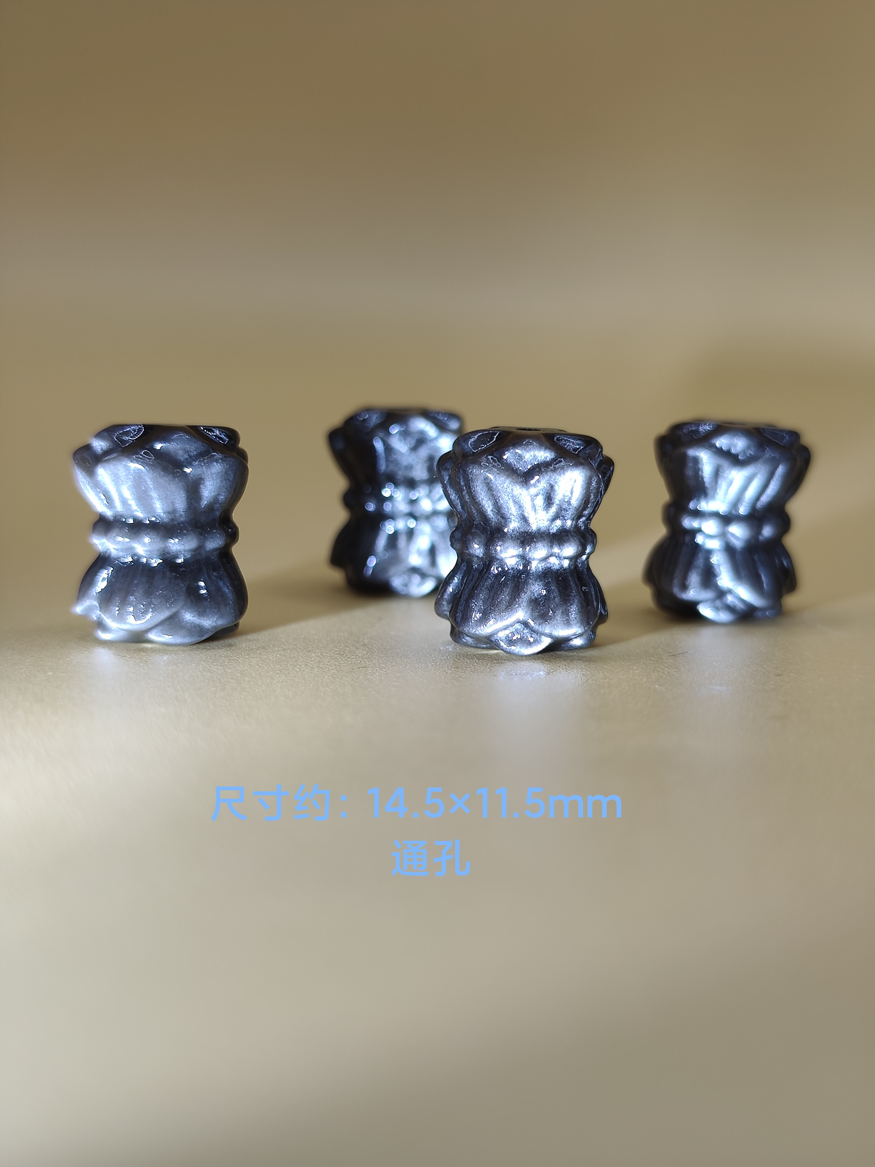 天然银曜石雕刻并蒂莲精雕小件手工diy串珠配件