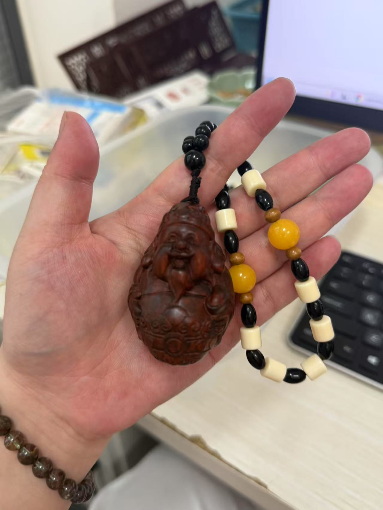 手把件小财神-------------------