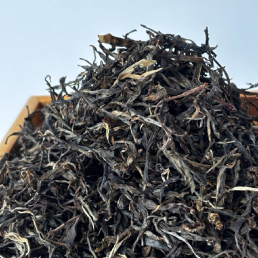 2025年头春头采革登直蚌古树普洱茶生茶（送同款茶样试喝）