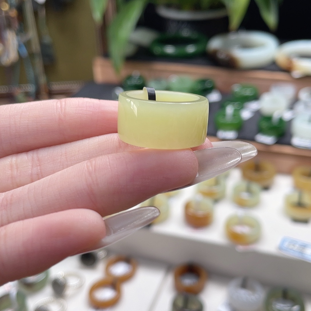 和田玉未镶嵌戒指3-内径16.4