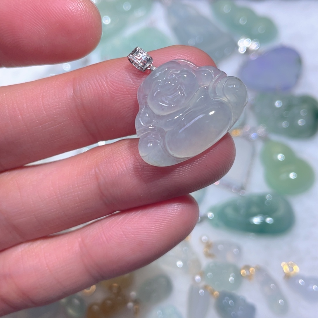 翡翠18K金镶嵌颈饰翡翠