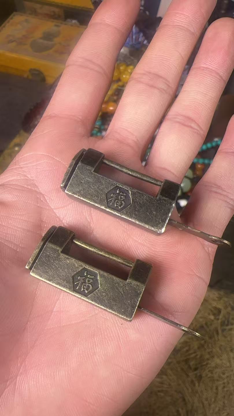 【闪购链接】铜锁一对