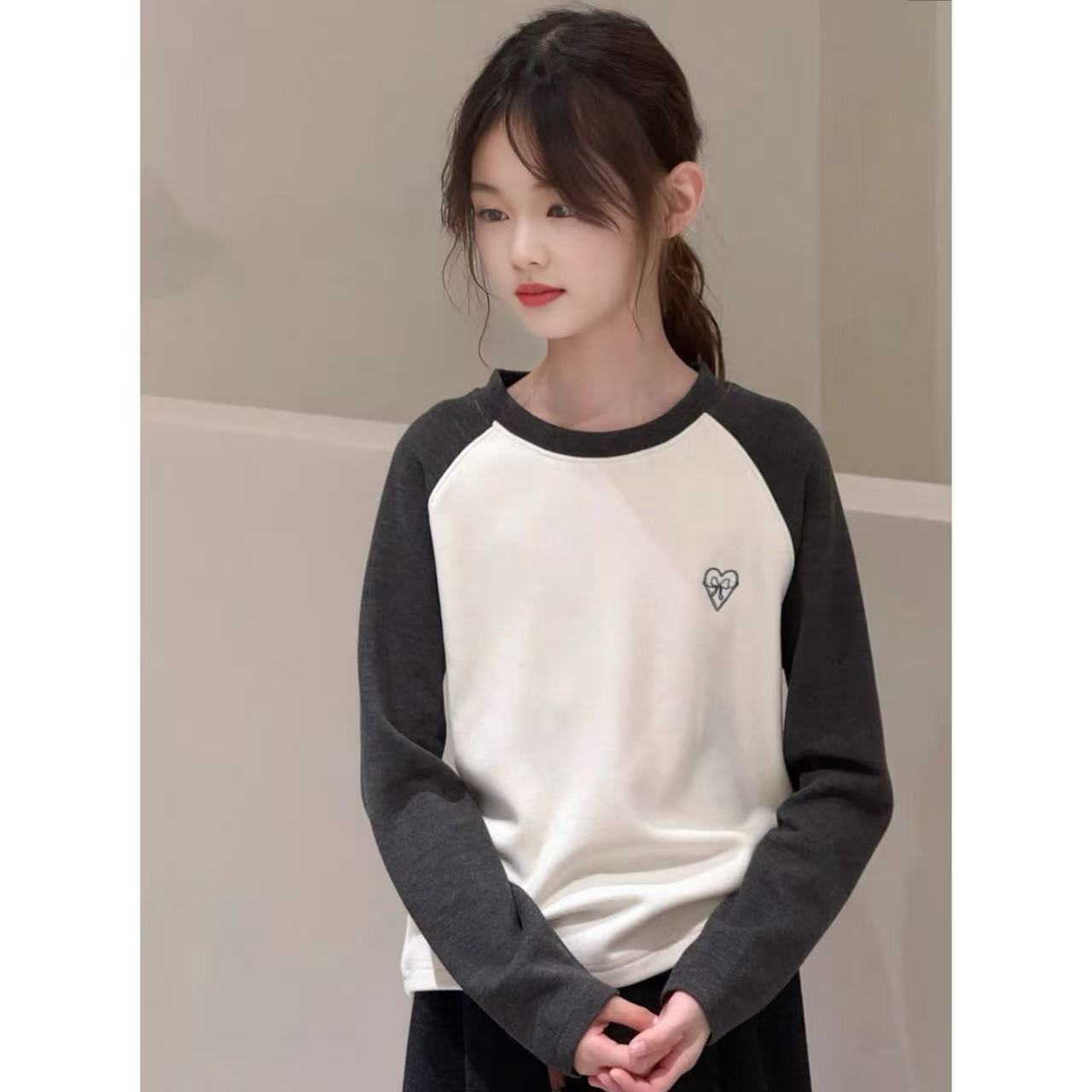 【高端货】女童秋冬款磨毛拼接长袖打底衫Z26106