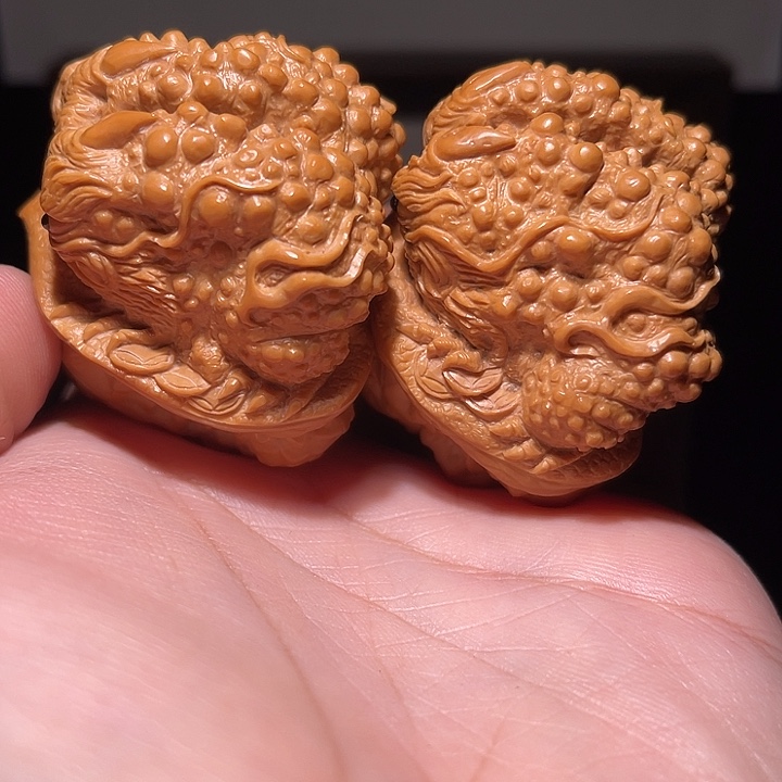 核桃手串/手链45×47  雕刻 